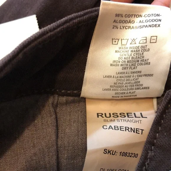 NWT DL1961 Russell Slim Straight Cabernet Pants 33